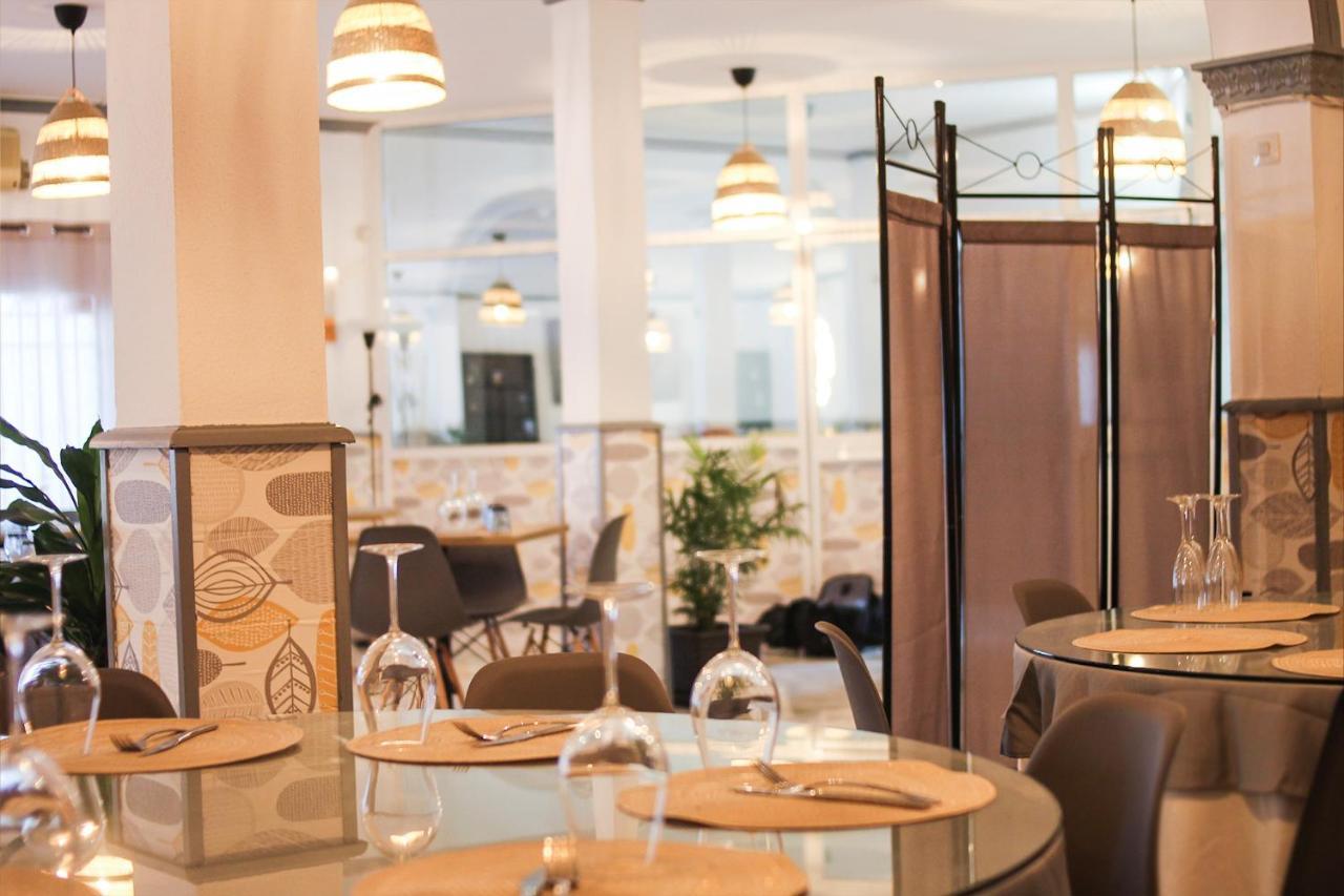 Hotel Restaurante Via Sevilla - Cadiz By Ma 22 Puntos El Cuervo  Eksteriør bilde